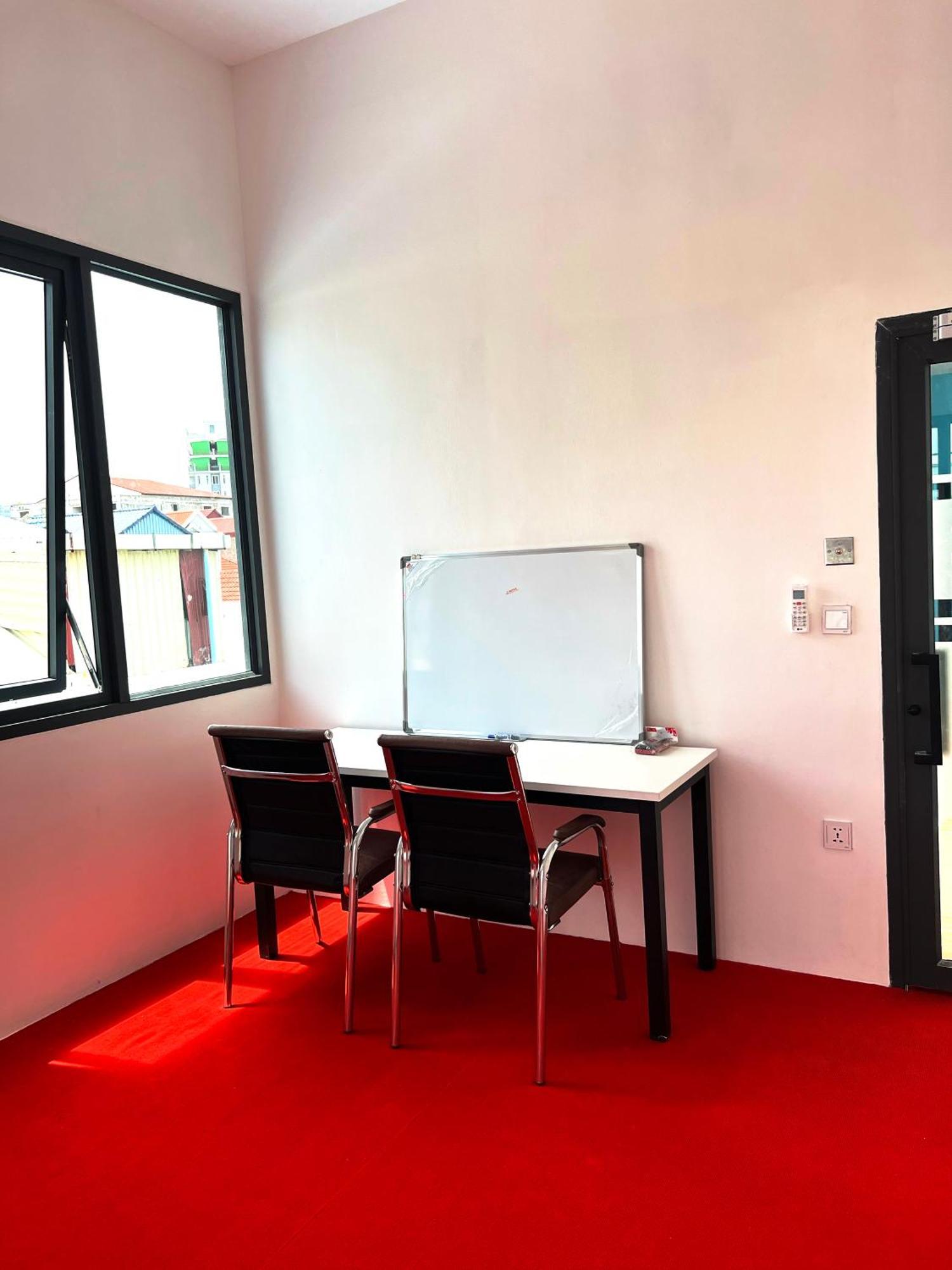 Tva Homestay - Tva Sleepbox - Tva Working Space Phnom Penh Exteriör bild